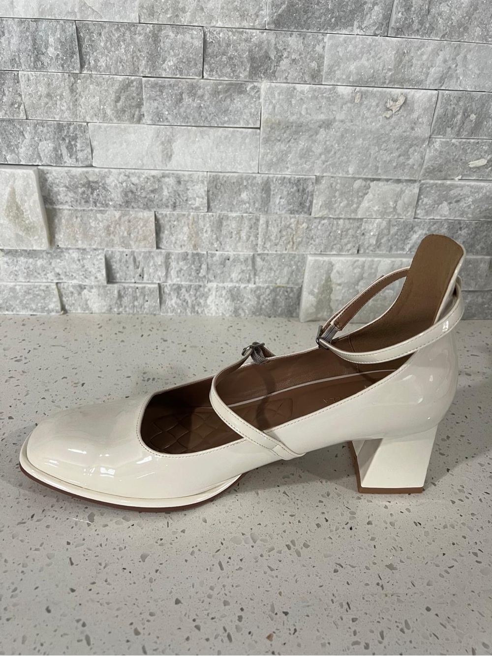Patent Mary Jane Block Heel Pumps in Cream - Picture 2 of 6